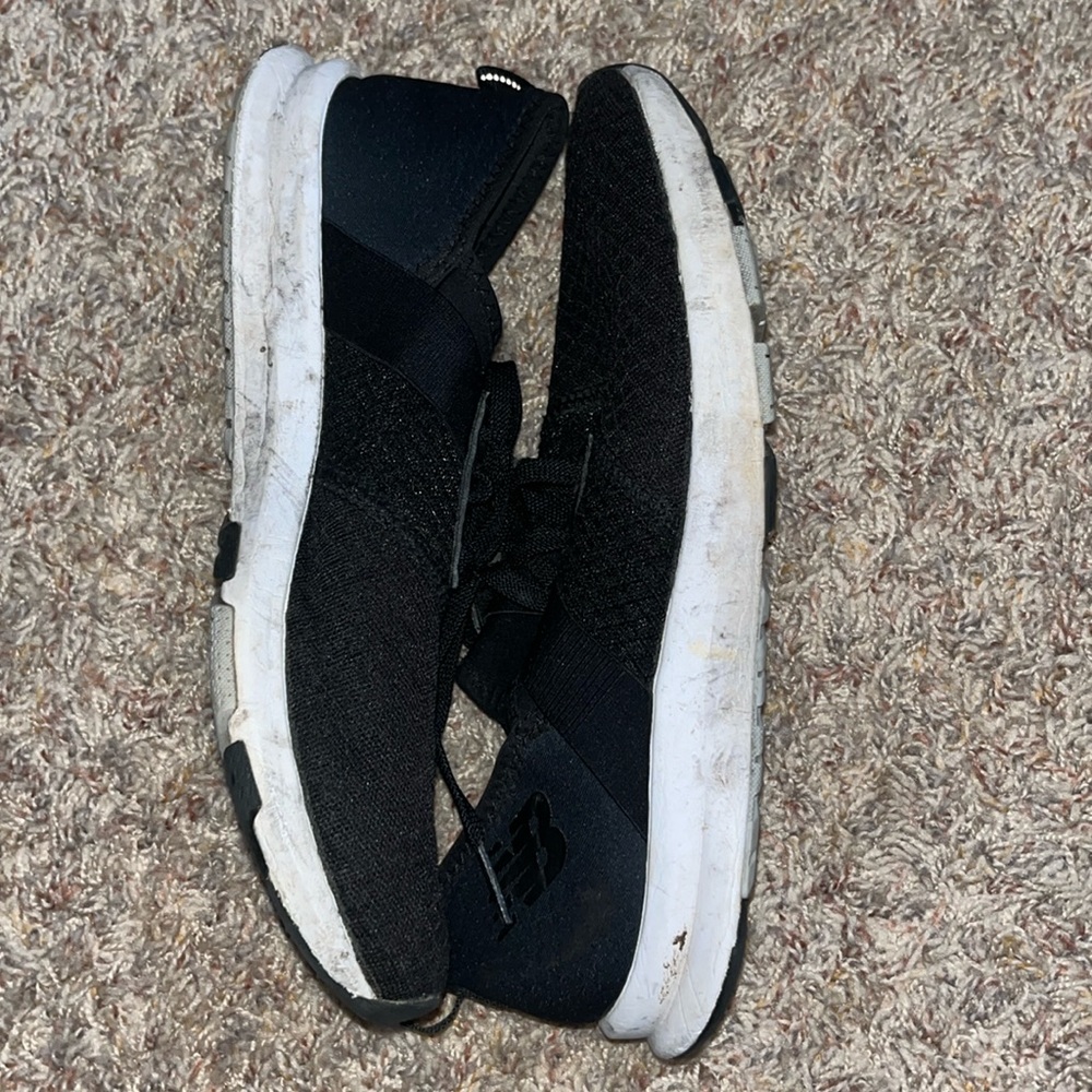 New Balance shoes, black, size 9, like new.